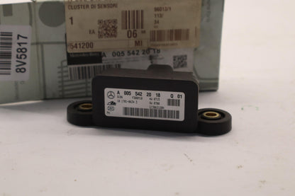 Original OE MERCEDES-BENZ Längs-/Querbeschleunigung Sensor A0055422018