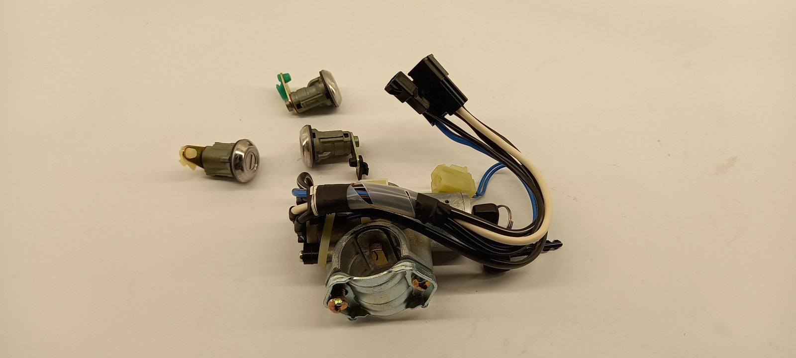 Original OE HYUNDAI/KIA Schließzylinder Satz KK10209010