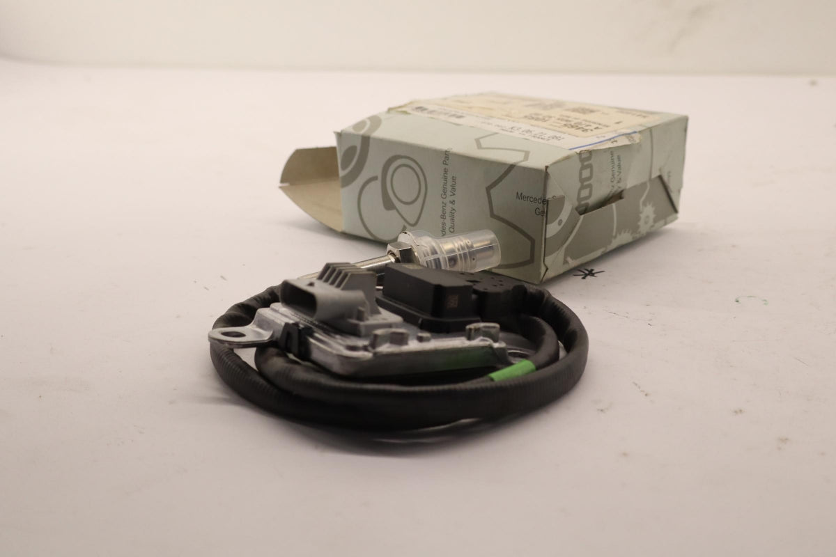 Original OE MERCEDES-BENZ Lambdasonde A4709053202