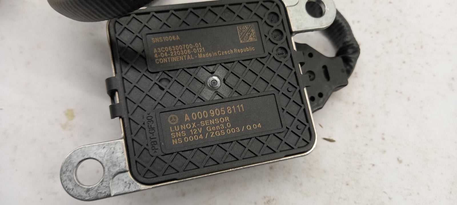 Original OE MERCEDES-BENZ Lambdasonde A0009058111