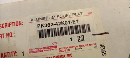 Original OE TOYOTA Einstiegsleisten Satz PK38242K01E1