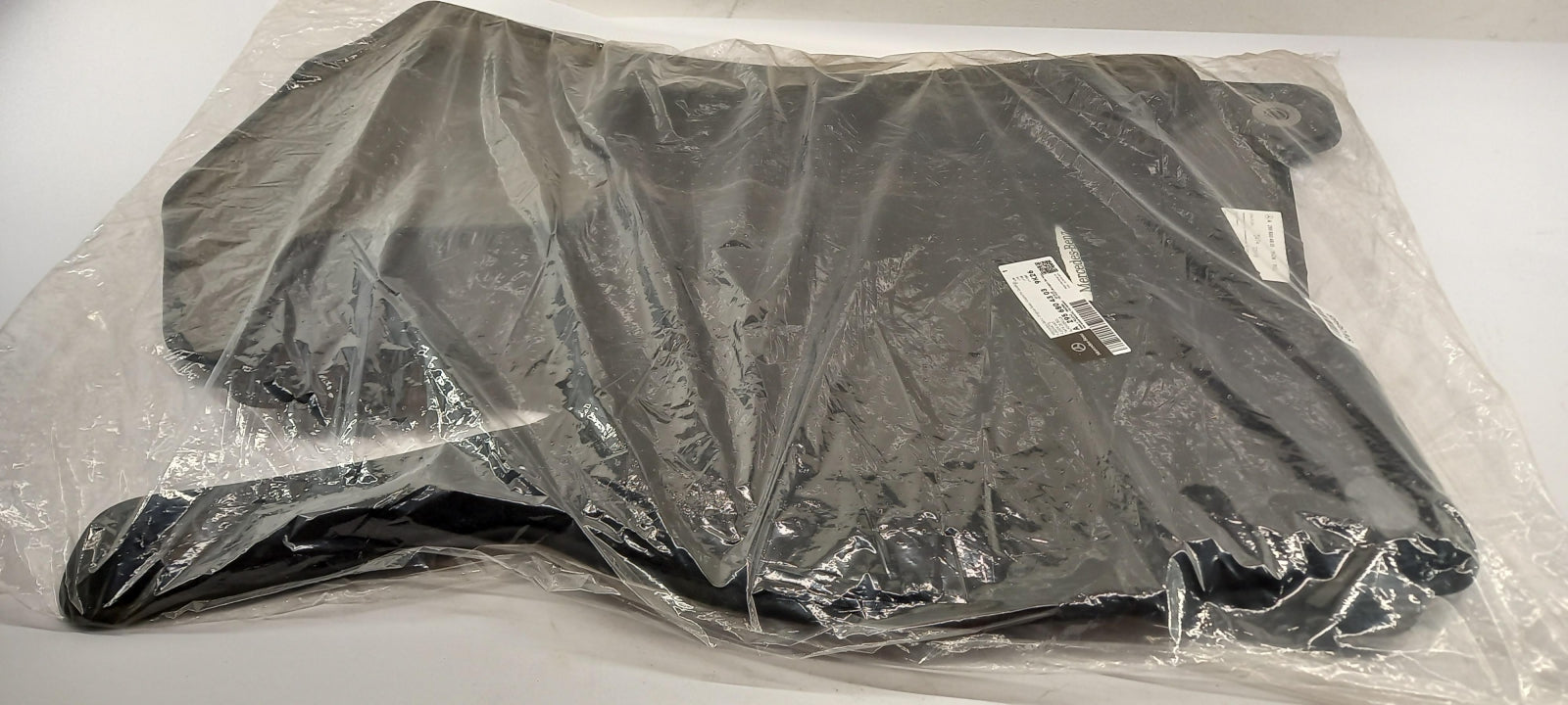 Original MERCEDES-BENZ EQE V295 Fußmattensatz Velours vorne A29568043039K26
