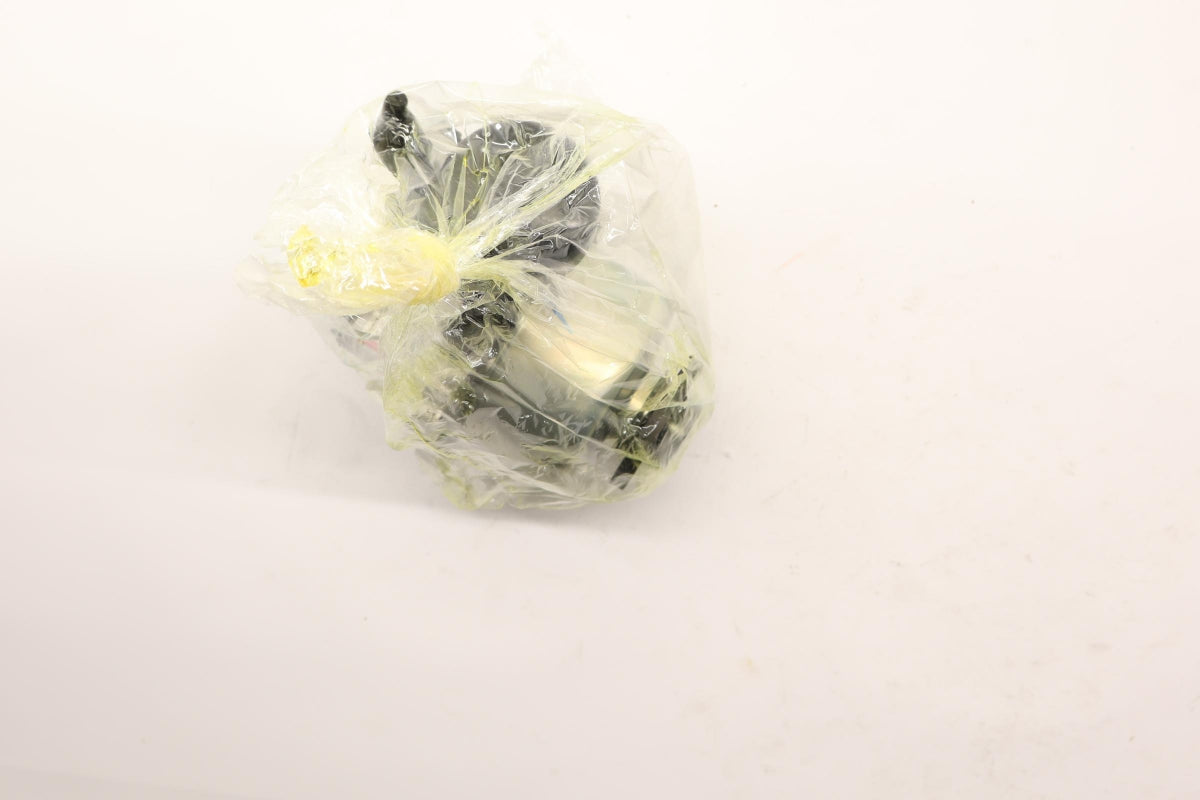 Original OE MERCEDES-BENZ Servopumpe A0054667001