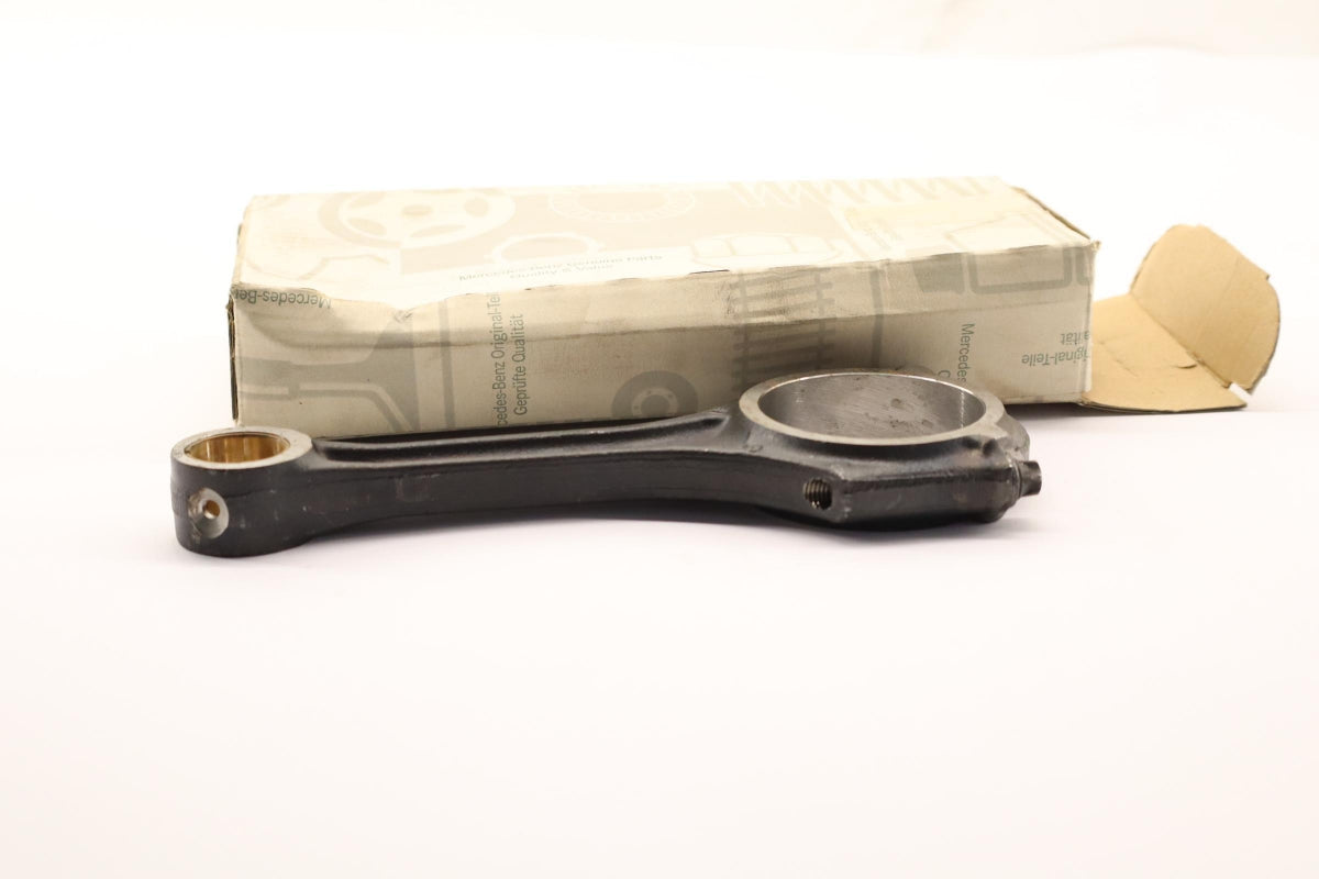 Original OE MERCEDES-BENZ A2710301420