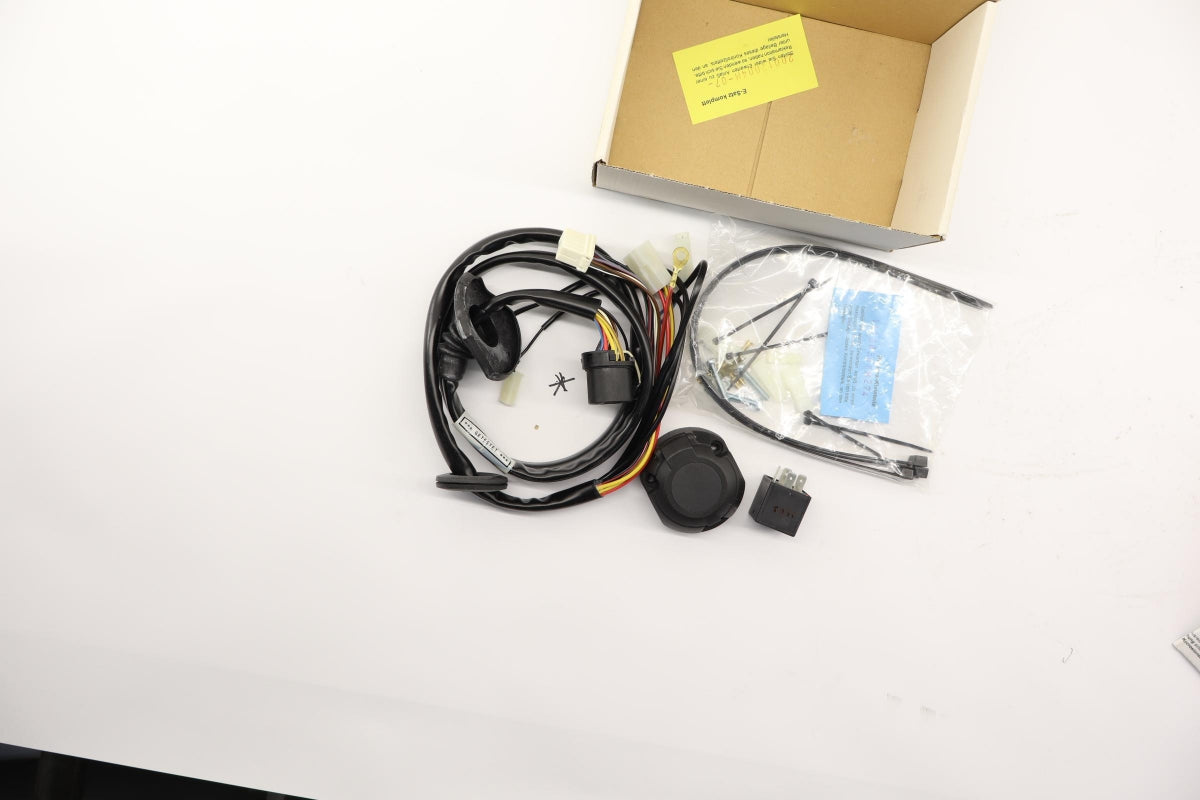 Original OE LAND ROVER Anhängerkupplung Elektrosatz Z811010