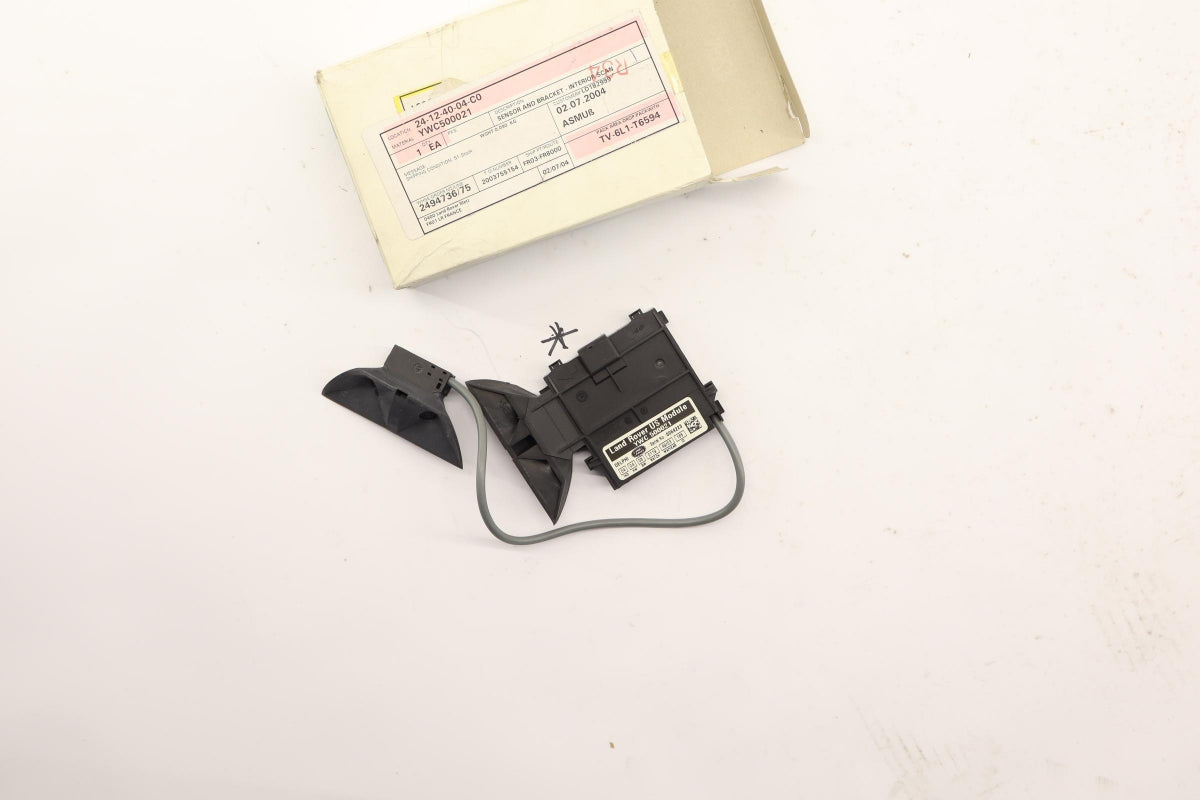 Original OE LAND ROVER Sensor YWC500021