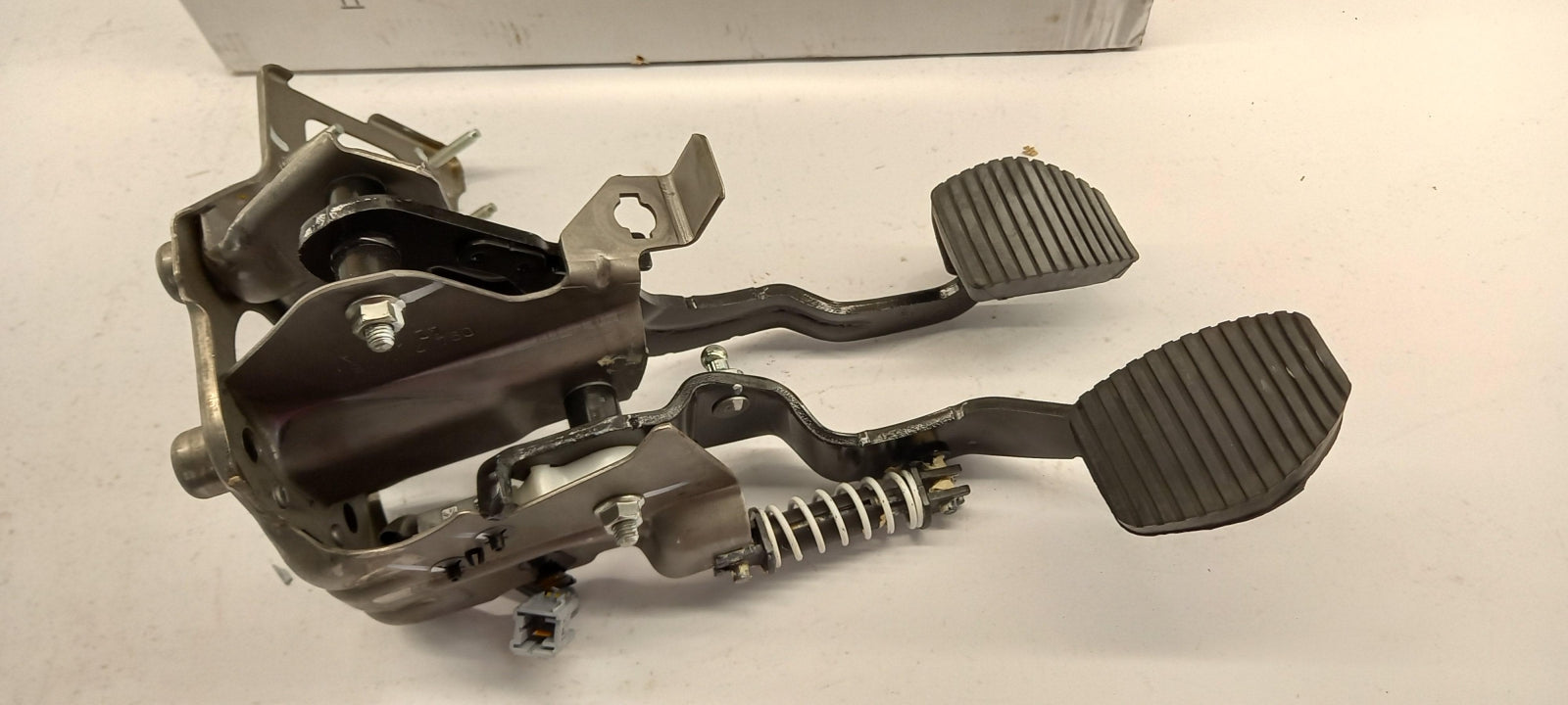 Original OE Peugeot Kitpedal 4500GK