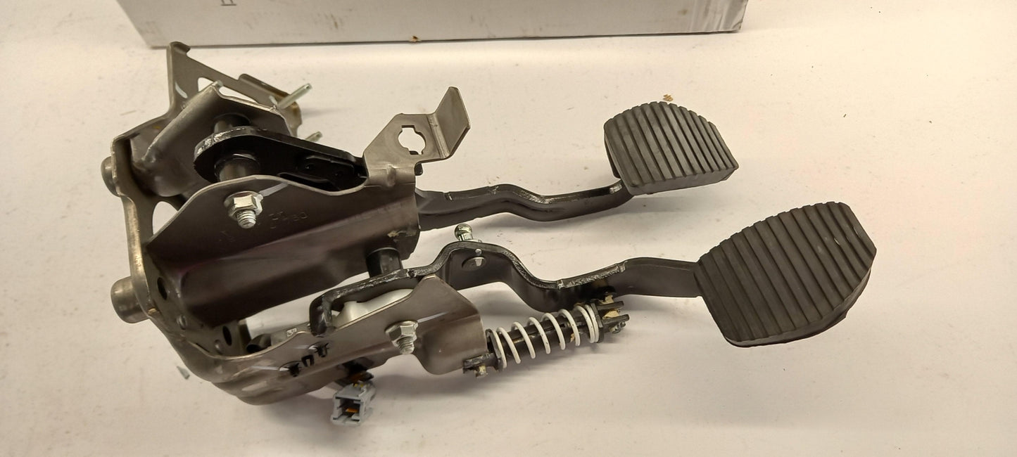 Original OE Peugeot Kitpedal 4500GK