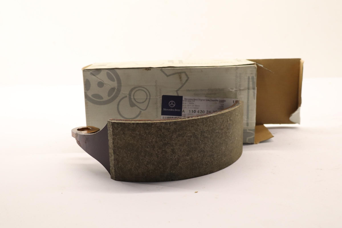 Original OE MERCEDES-BENZ A1104202620