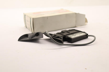 Original OE LAND ROVER Sensor YWC500021