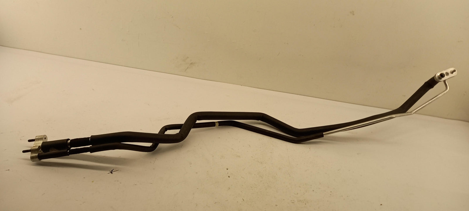 Original OE HYUNDAI/KIA Klimaanlage Druckleitung 0K55261479A
