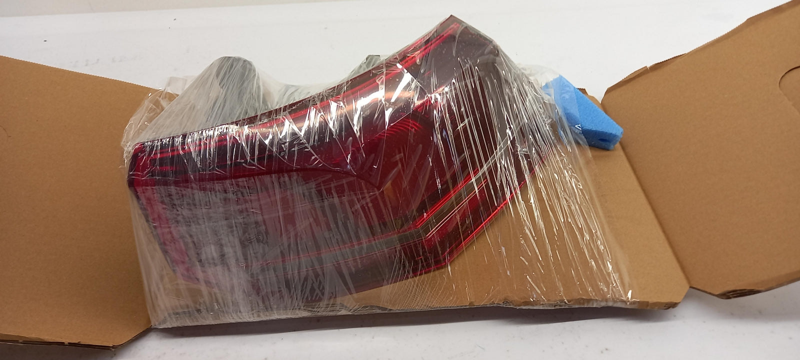 Original OE Volkswagen Heckleuchte 5H0945096E