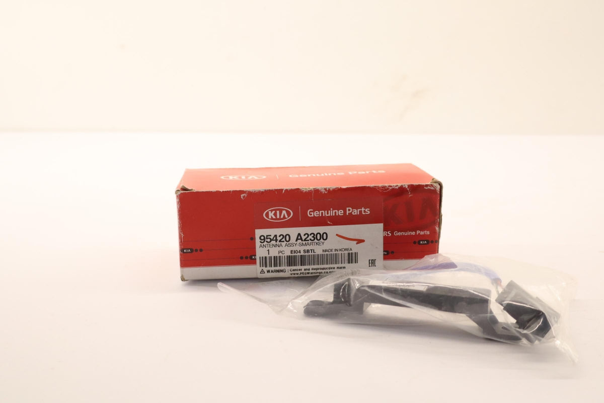 Original OE HYUNDAI/KIA Verstärker 95420A2300