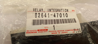 Original OE TOYOTA Relais 8264147010