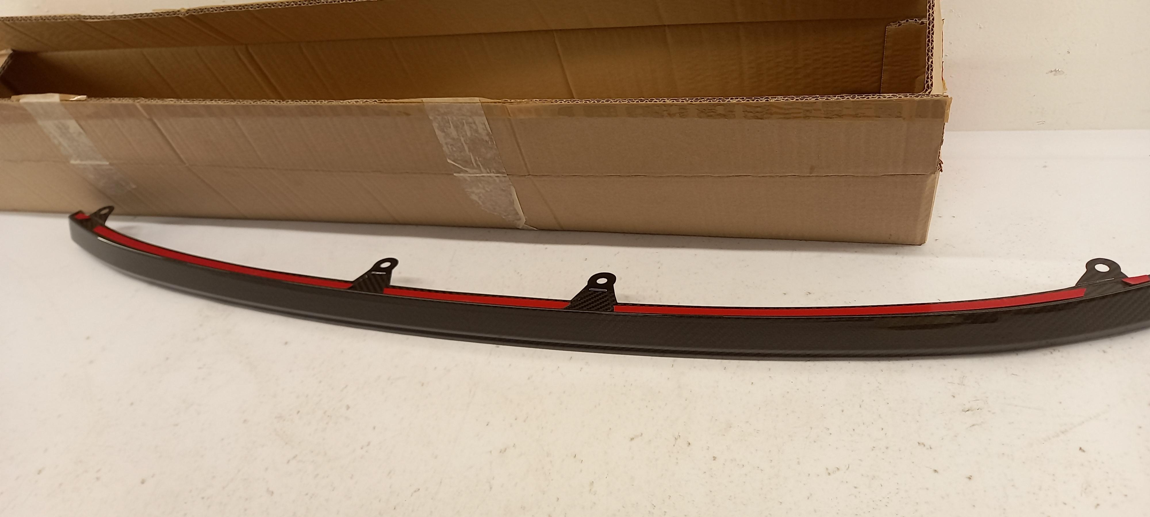 Original BMW M2 G87 Frontaufsatz Carbon mitte 51115A5F445