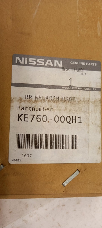 Original OE NISSAN Kotflügel Zierleisten Satz KE76000QH1