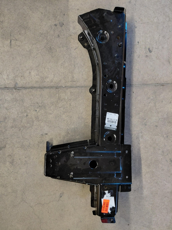 Original OE RENAULT Längsholm 751117016R
