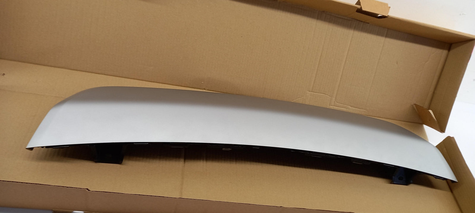 Original LAND ROVER Discovery Sport L550 Stoßfängerabdeckung hinten LR137578