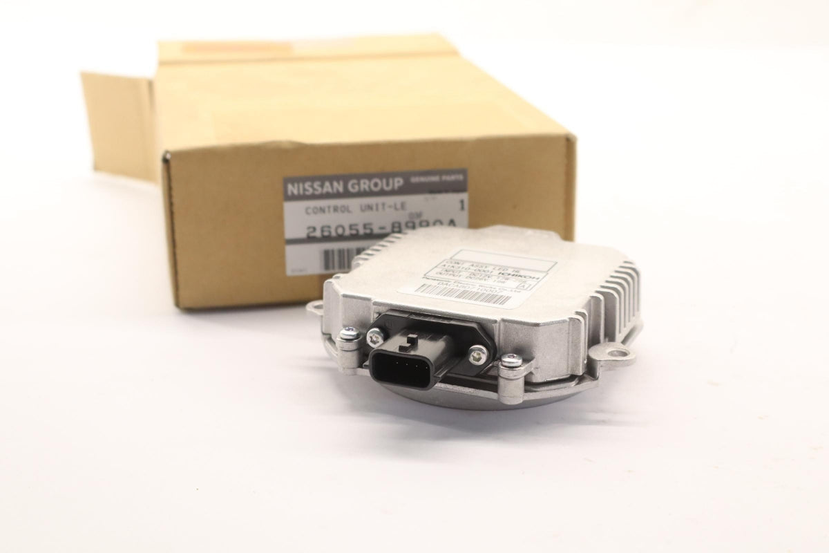 Original OE NISSAN Leuchten Steuergerät 260558990A