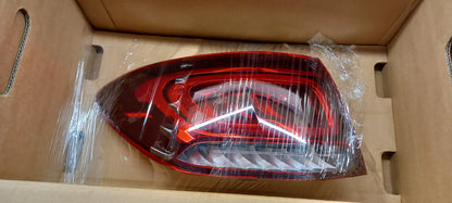 Original OE MERCEDES-BENZ Heckleuchte A2539069501
