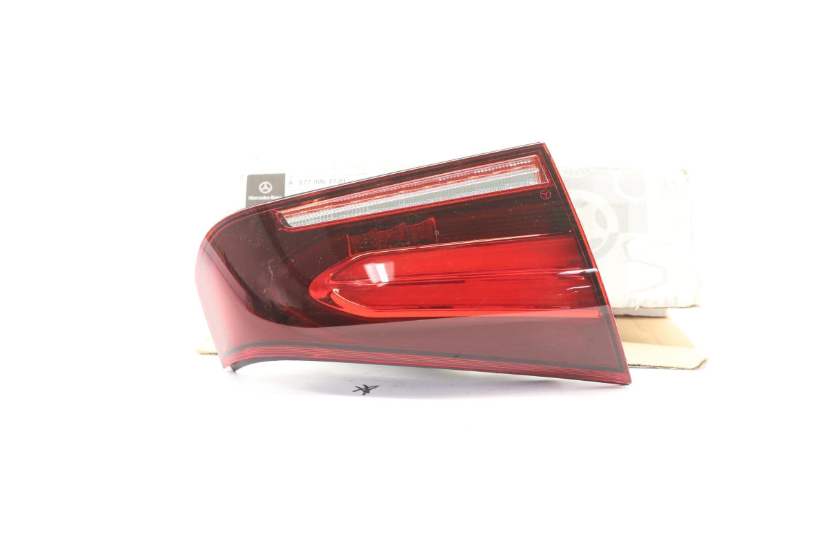 Original OE MERCEDES-BENZ Heckleuchte A1779063701