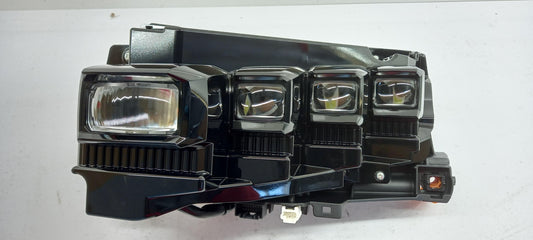 Original OE SUBARU Scheinwerfer 8117042D40