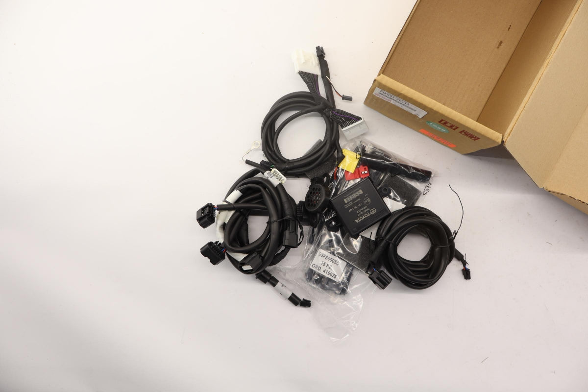 Original OE TOYOTA Einparkhilfe PW5010D113