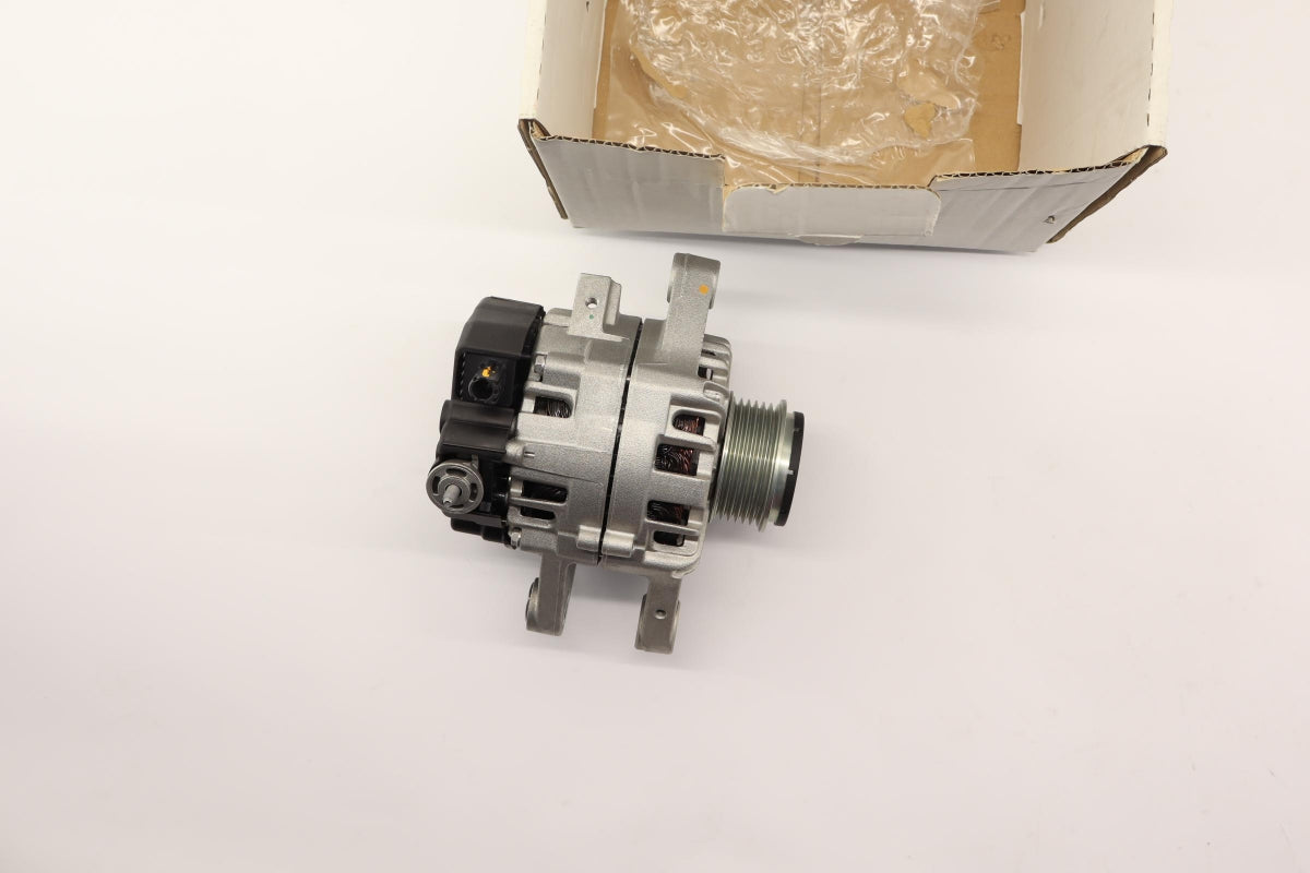 Original OE TOYOTA Lichtmaschine 270600Q20084
