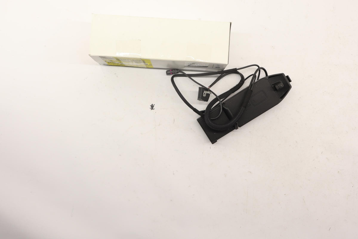 Original BMW F45 F46 F48 F39 I01 F55 F56 F54 F60 Wireless Ladeschale 84105A81519
