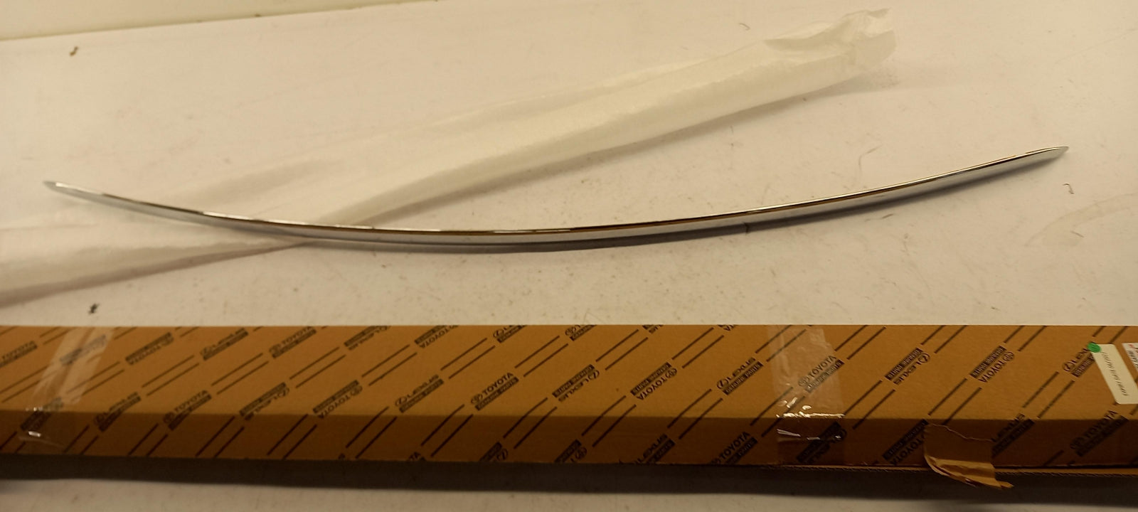 Original OE TOYOTA Kofferraumverkleidung PW4050D11001
