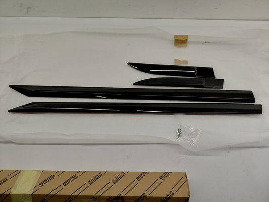 Original OE TOYOTA Türzierleisten Satz PW15610100CE