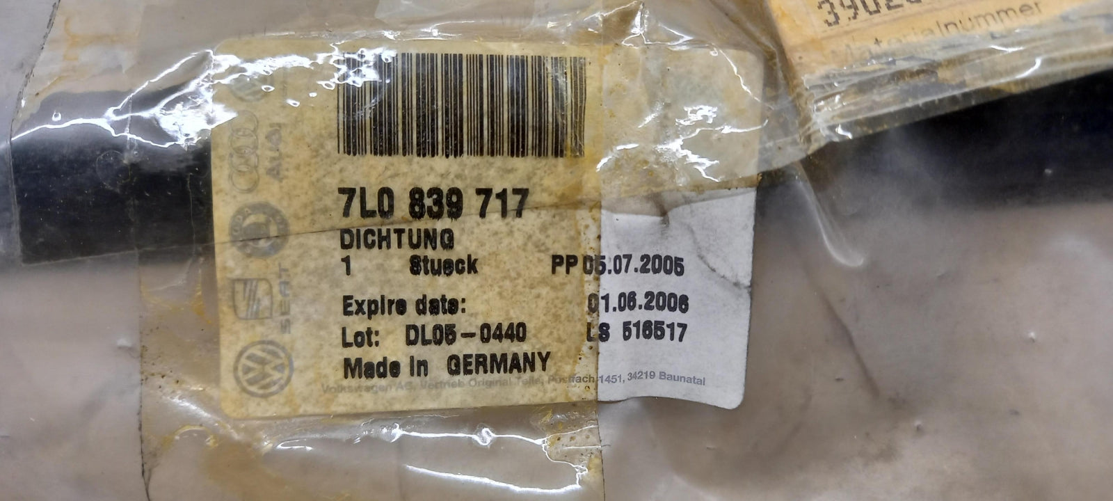 Original VW Touareg 7L Türdichtung vorne links 7L0839717