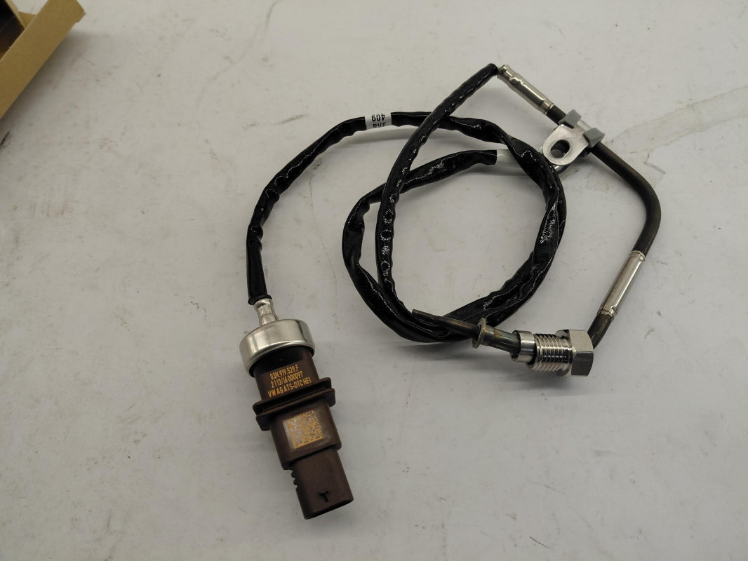 Original OE Volkswagen Abgastemperaturgeber 03N919529F