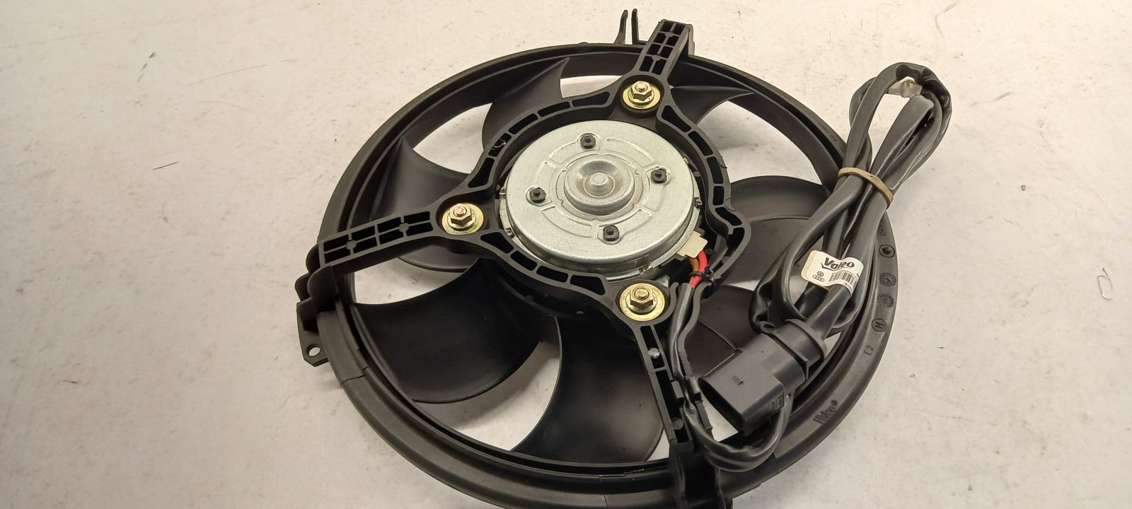 Original AUDI A6 S6 VW Passat 2002 - 2005 Motorkühlung Lüfter 8D0959455N