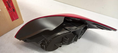 Original OE Volkswagen Heckleuchte 1K8945095S