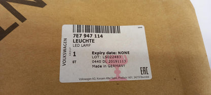 Original OE Volkswagen Innenleuchte 7E7947114