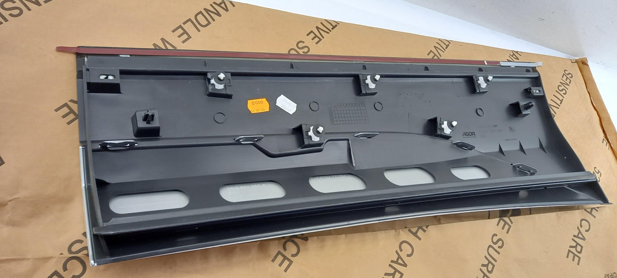 Original VW Tiguan AD/BT Tür Abdeckung reflexsilber hinten rechts 5NA854950SA7W