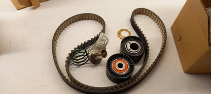 Original OE TOYOTA Wasserpumpe + Zahnriemenkit SU001B4541