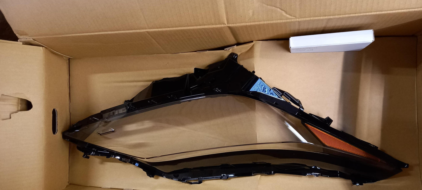 Original OE TOYOTA Scheinwerfer 8113148G00