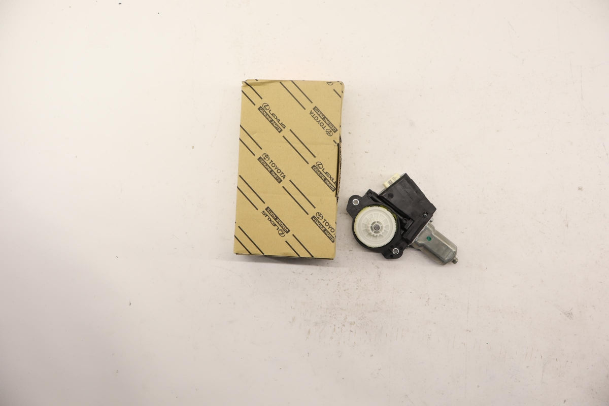 Original OE TOYOTA Elektromotor 6326042100