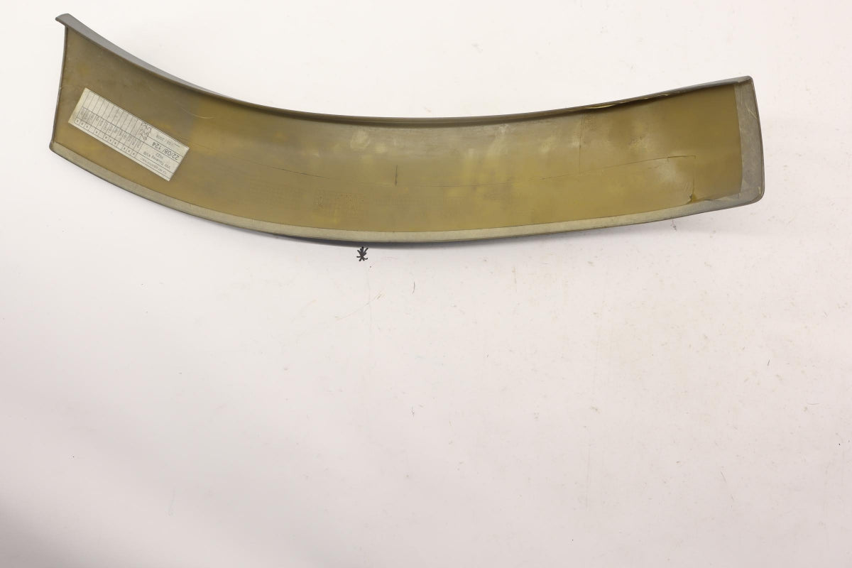 Original VW Touareg 7L Kotflügelverbreiterung unten hinten links 7L9853827GRU