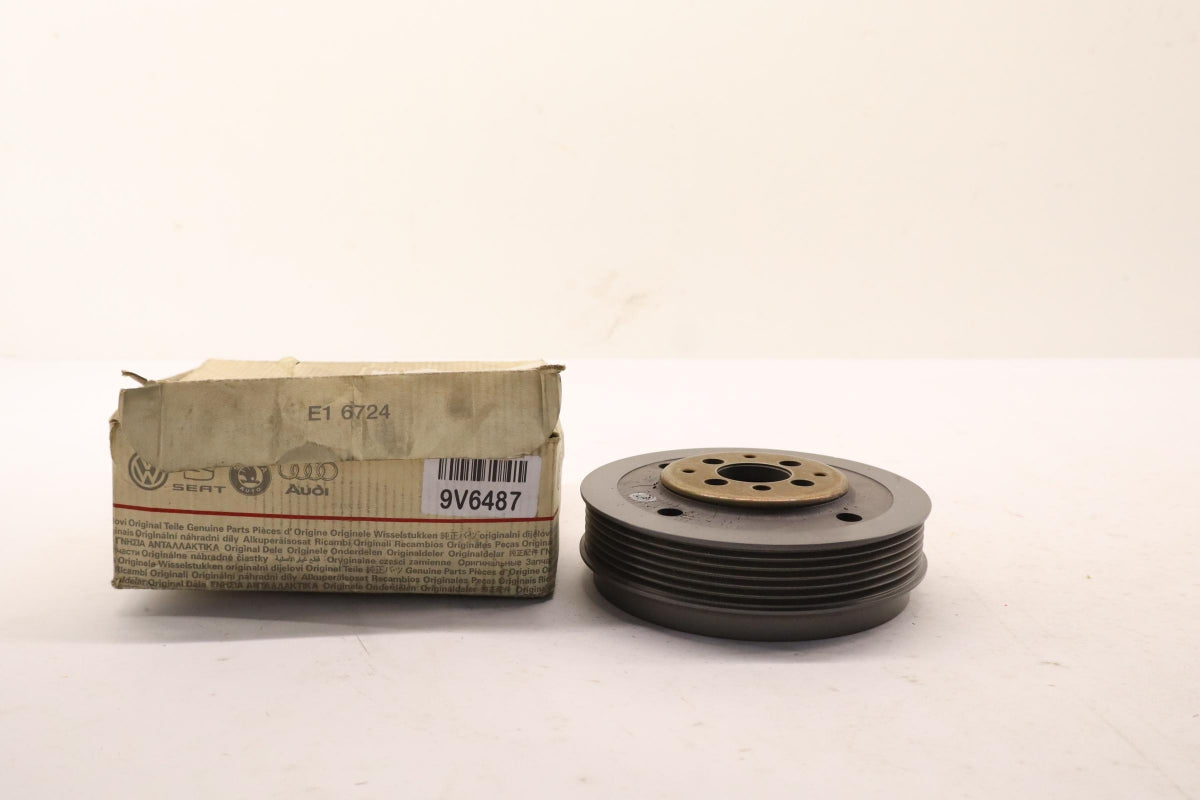Original AUDI A3 VW Golf Sharan T5 1.9 TDI Kurbelwelle Riemenscheibe 038105243K