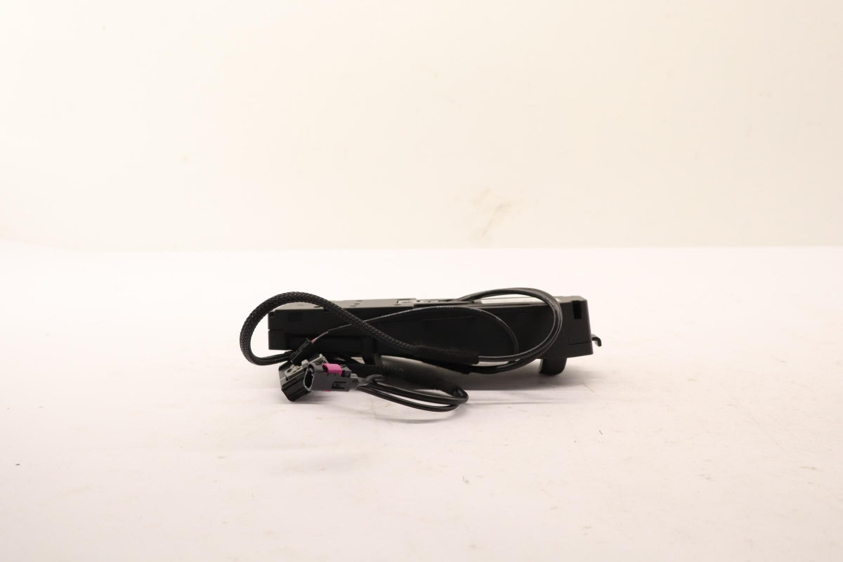 Original BMW F45 F46 F48 F39 I01 F55 F56 F54 F60 Wireless Ladeschale 84105A81519