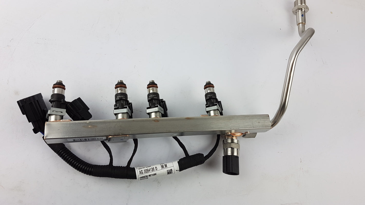 Original FIAT Punto Evo Grande Punto Fiorino Kraftstoff Verteilerrohr 77366354