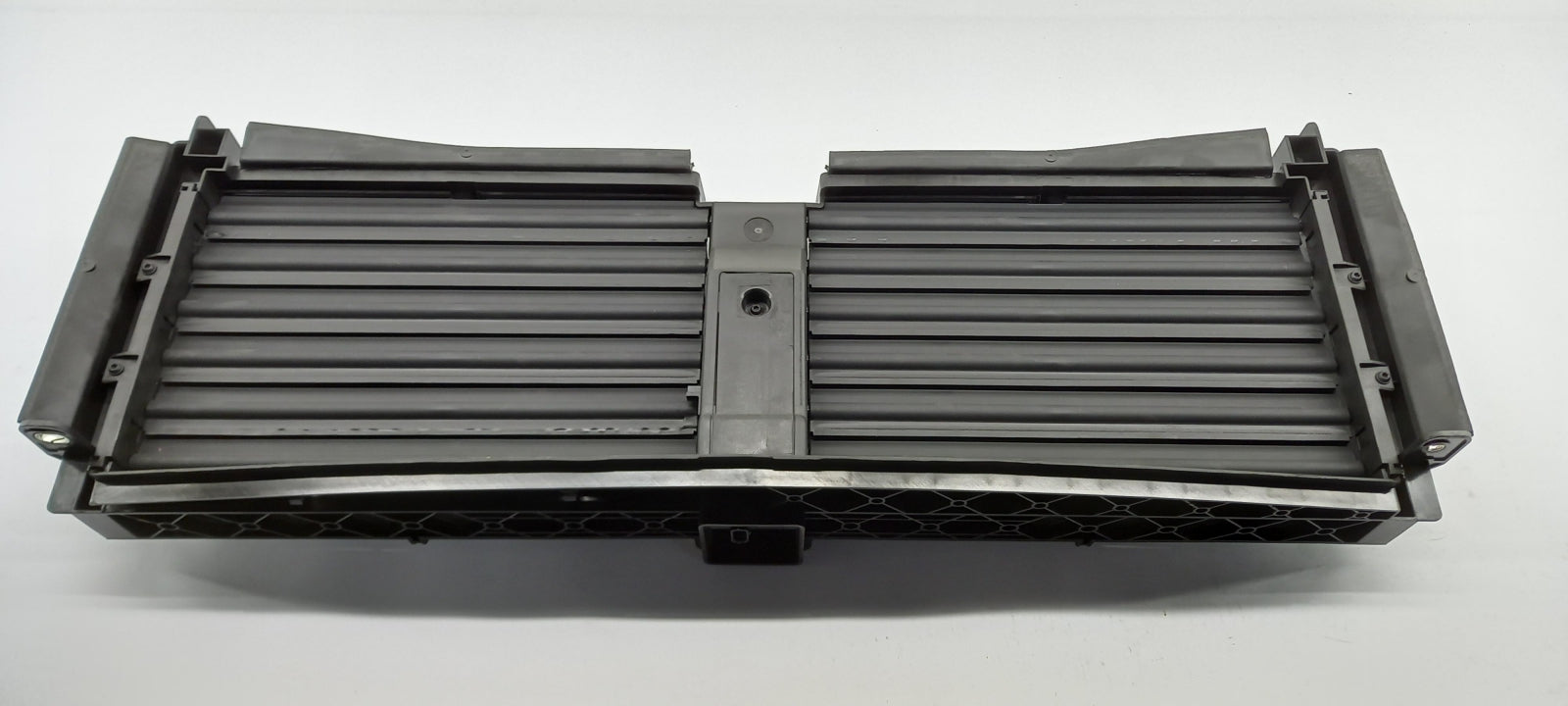 Original OE NISSAN Kühler Abweiser 2157200Q0A