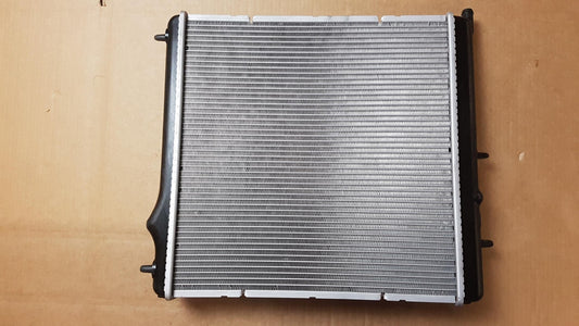 Original PEUGEOT 207 (A7) 208 CITROEN C3 (A51) DS3 Motor Wasserkühler 1330W9