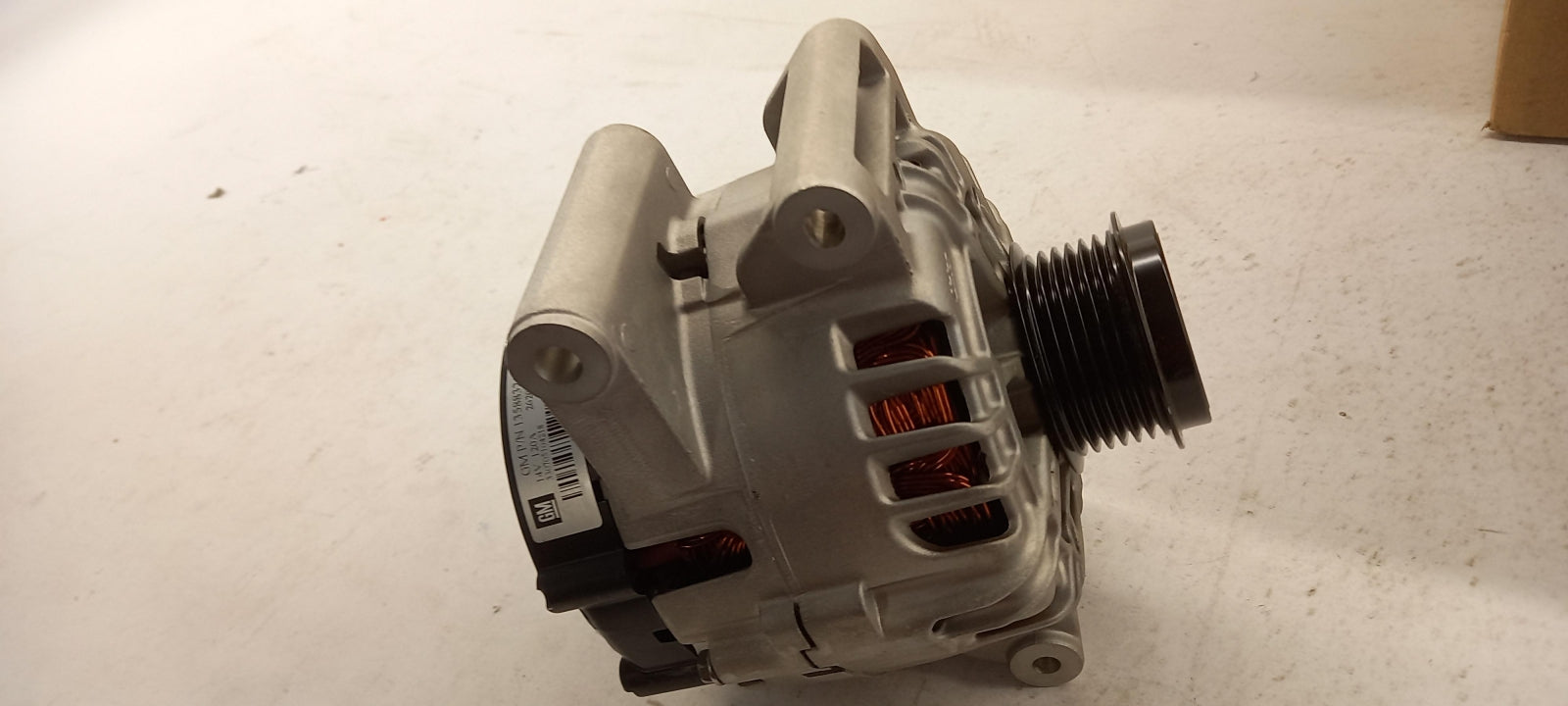 Original OE OPEL Lichtmaschine 13588324