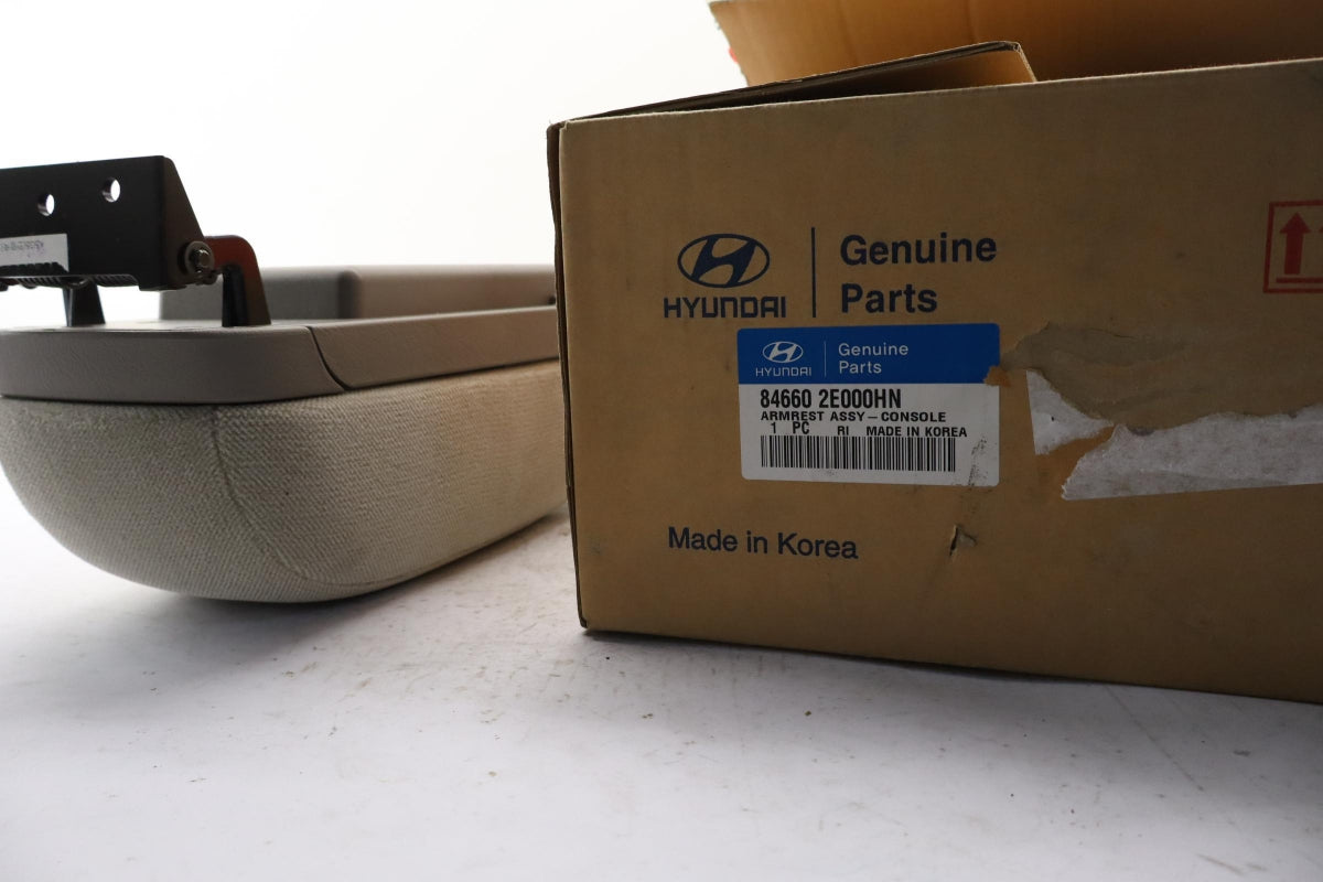 Original OE HYUNDAI/KIA Armlehne 846602E000HN