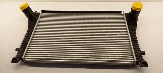 Original OE Volkswagen Ladeluftkühler 5Q0145803T