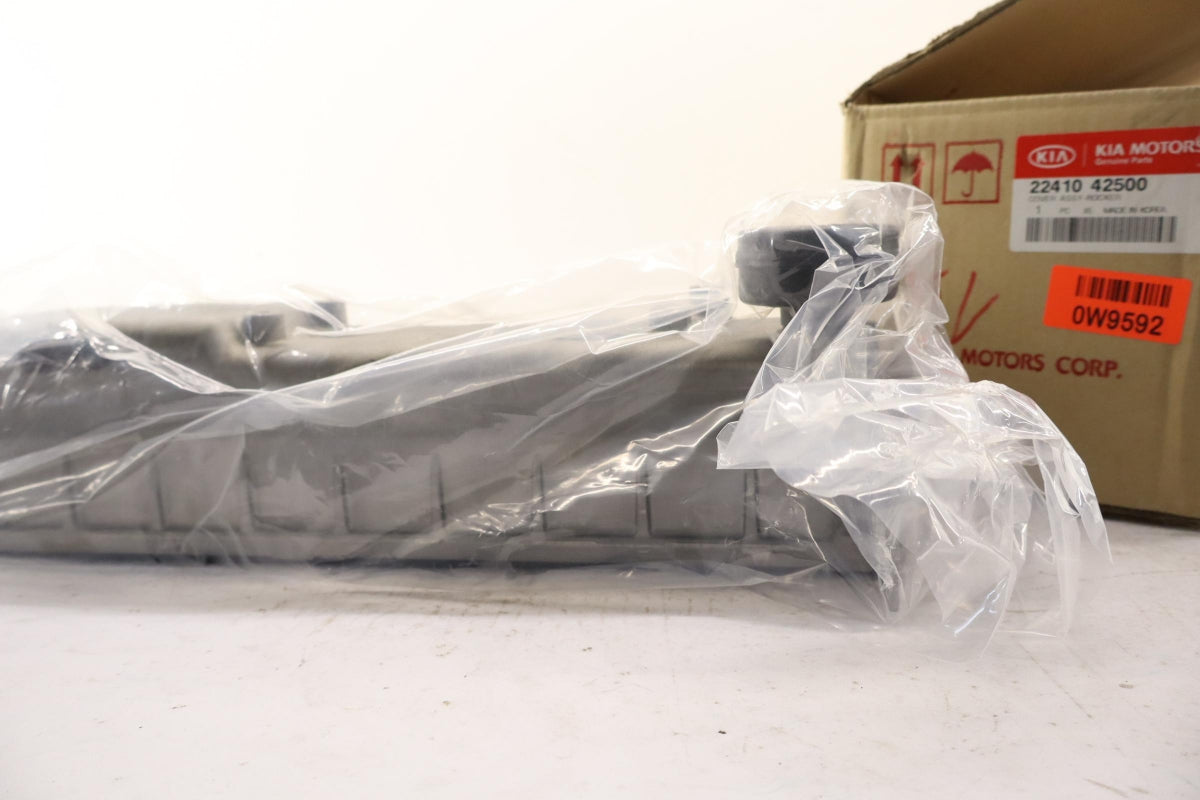 Original OE HYUNDAI/KIA Ventildeckel 2241042500
